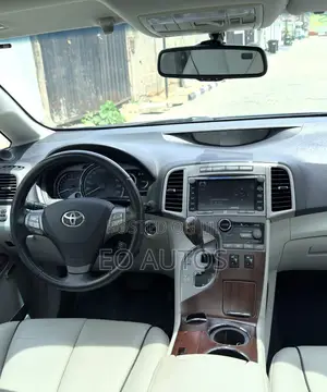 Toyota Venza XLE 2012 Blue