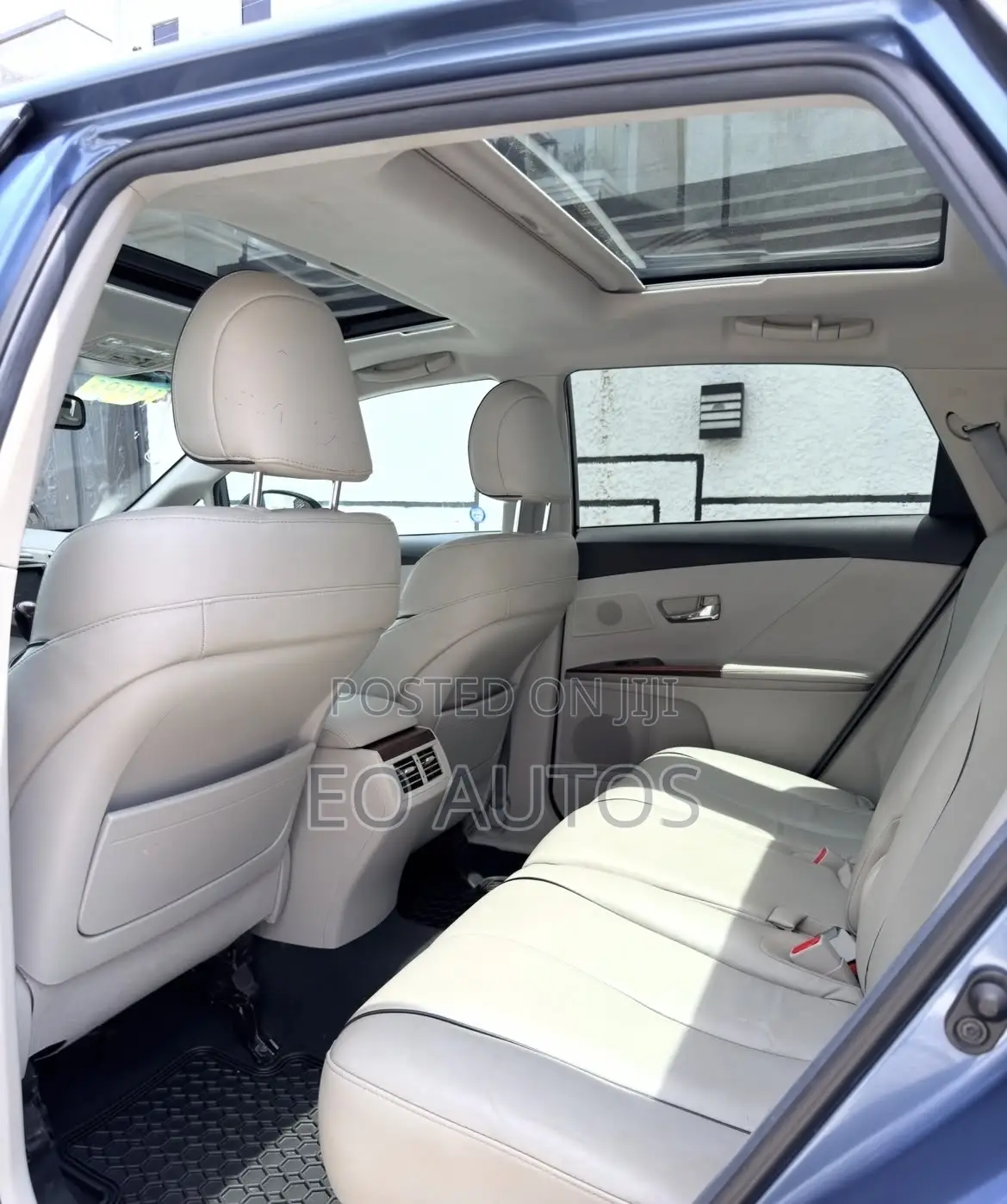 Toyota Venza XLE 2012 Blue