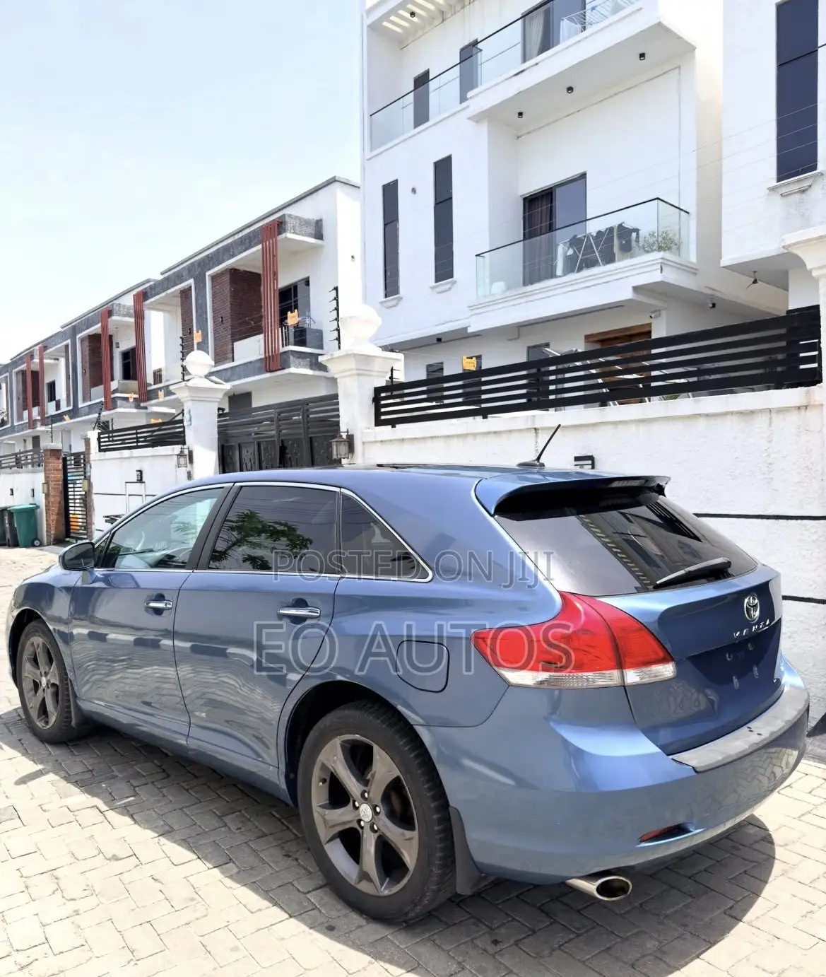 Toyota Venza XLE 2012 Blue