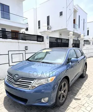 Toyota Venza XLE 2012 Blue