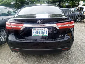Toyota Avalon XLE 4dr Sedan (3.5L 6cyl 6A) 2015 Black