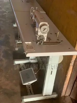 Industrial Sewing Machine