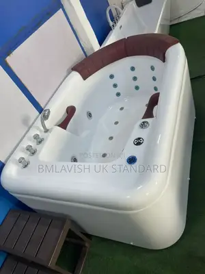 Special Acrylic Single Hydromassage Jacuzzi Set