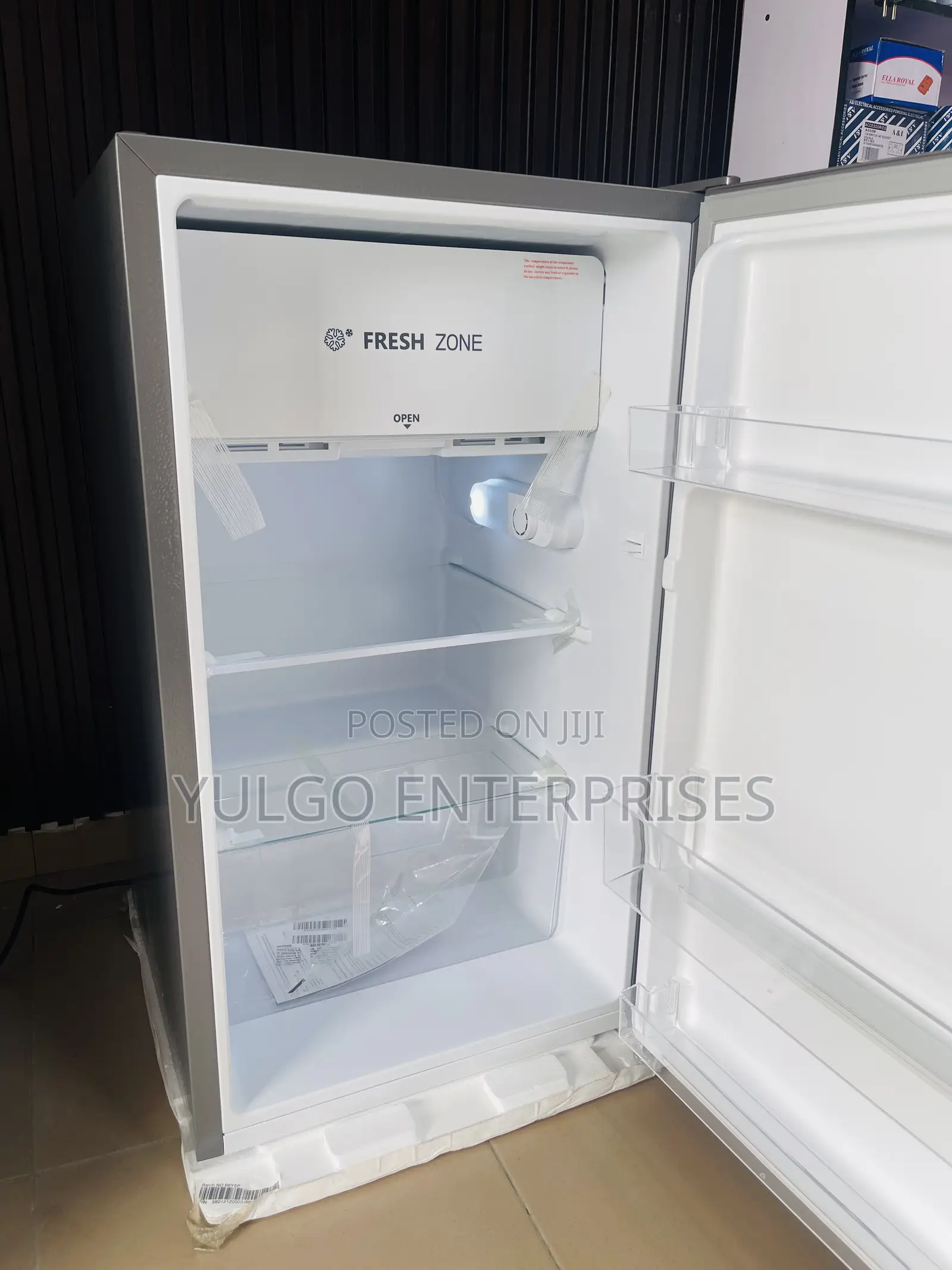 Hisense 121l Refrigerator
