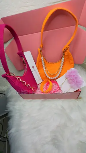 Limited Offer: Stylish Bags Combo + Free Jewelry