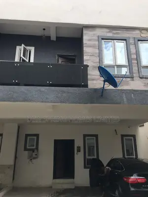 Furnished 3bdrm Duplex in Harise Drive, VGC / Ajah for rent