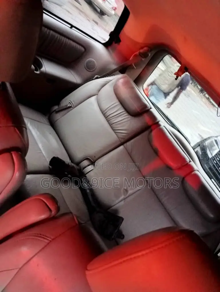 Toyota Sienna 2005