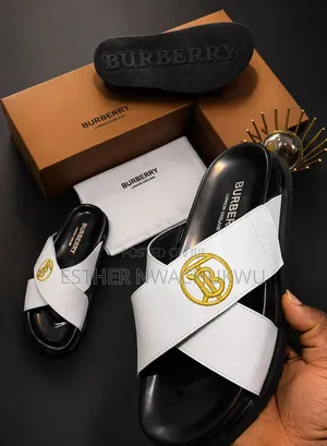 Designer Burberry Palms