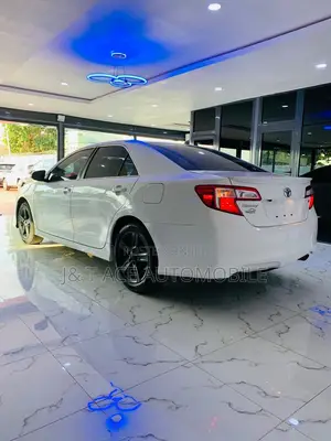 Toyota Camry 2014 White