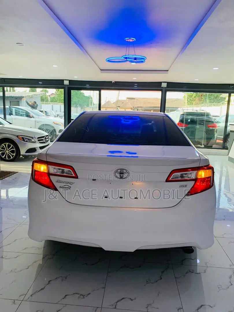 Toyota Camry 2014 White