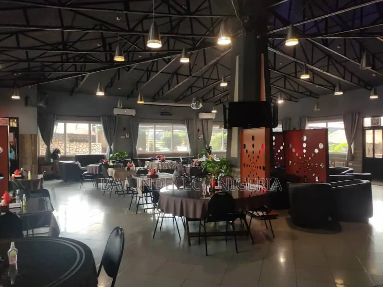 Functioning 75 Rooms Hotel Waterfront