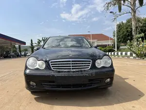 Mercedes-Benz C180 2007 Black