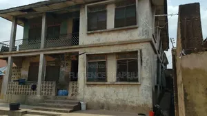 8bdrm Block of Flats in Scout Camp, Oluyole Estate for sale