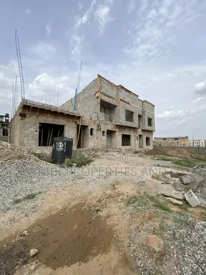 4bdrm Townhouse/Terrace in Life Camp for sale
