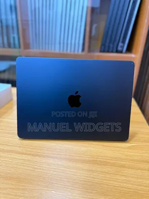 Laptop Apple MacBook Air 2024 M3 13-inch 16GB Apple M3 SSD 512GB