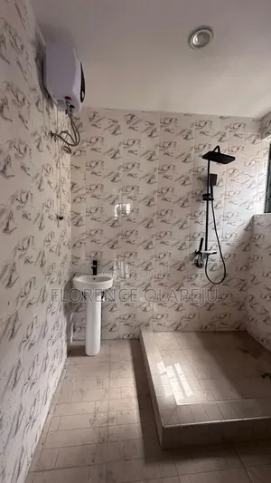 5bdrm Duplex in Gra, Adeoyo for sale