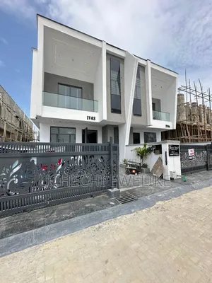 4bdrm Duplex in Ikota for sale