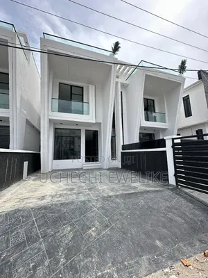 4bdrm Duplex in Ikota for sale