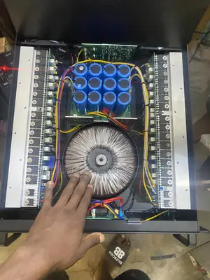 Amplifier F C T Audio Ex 9,500
