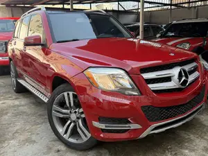 Mercedes-Benz GLK-Class 350 2014 Red