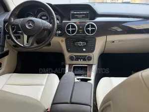 Mercedes-Benz GLK-Class 350 2014 Red