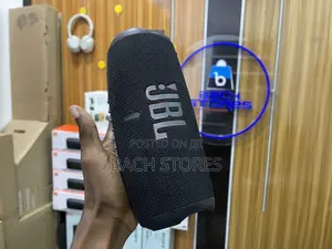 JBL Charge 5 Portable Waterproof Speaker With Powerbank