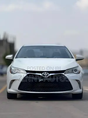 Toyota Camry 2016 White