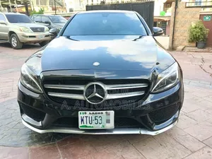 Mercedes-Benz C300 Luxury 4dr AWD 4Matic Sedan (2.0L 4cyl 7A) 2015
