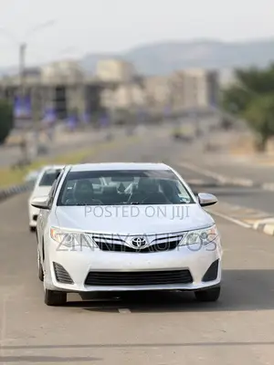 Toyota Camry 2014 Silver