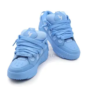 Puma Sneakers