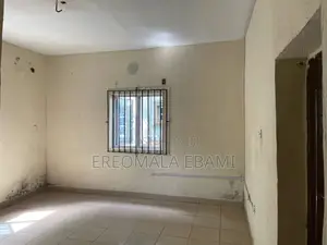 2bdrm Apartment in Balado.E 1Kva Solar, Warri for rent