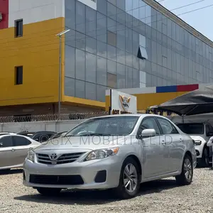 Toyota Corolla 2013 Silver