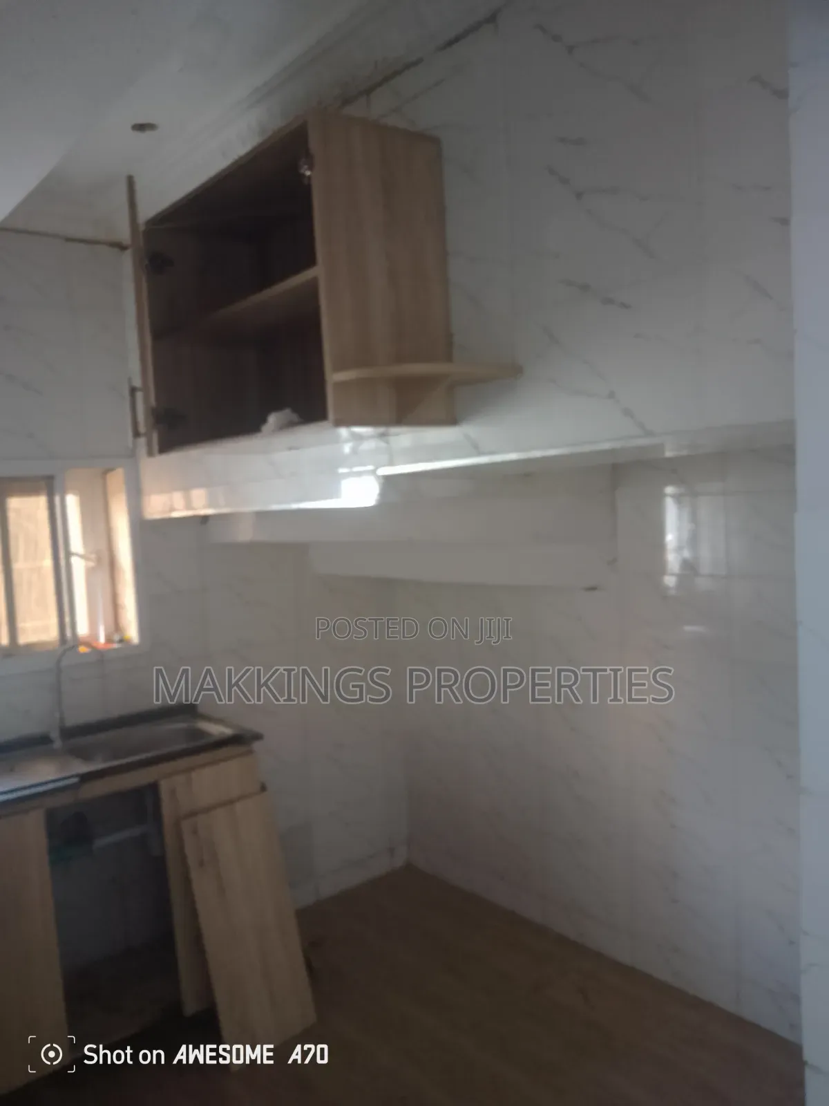 Mini Flat in Lekki Phase 2 for rent