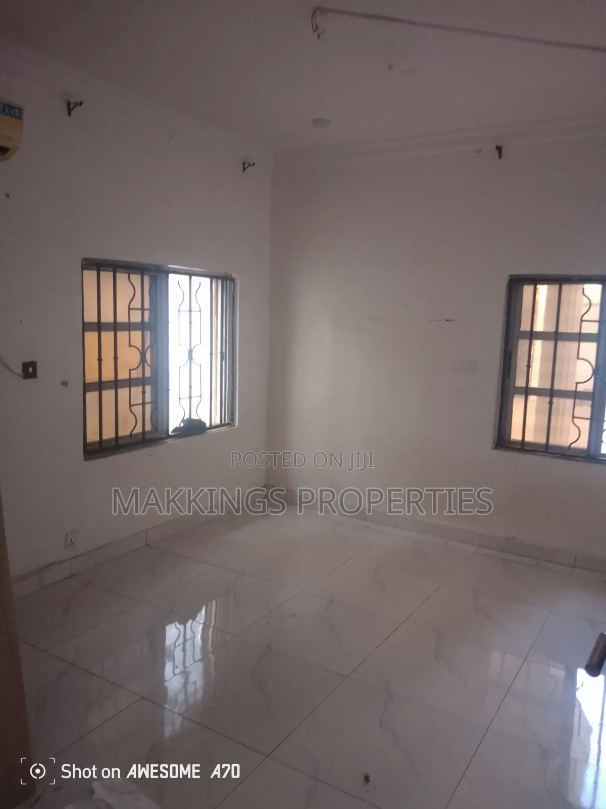Mini Flat in Lekki Phase 2 for rent