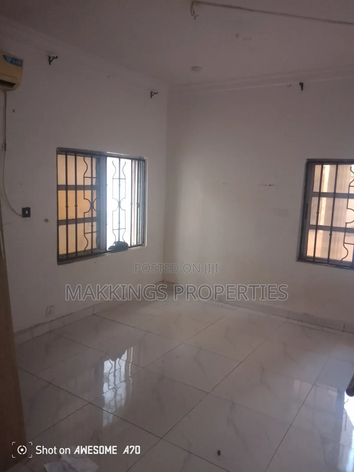 Mini Flat in Lekki Phase 2 for rent