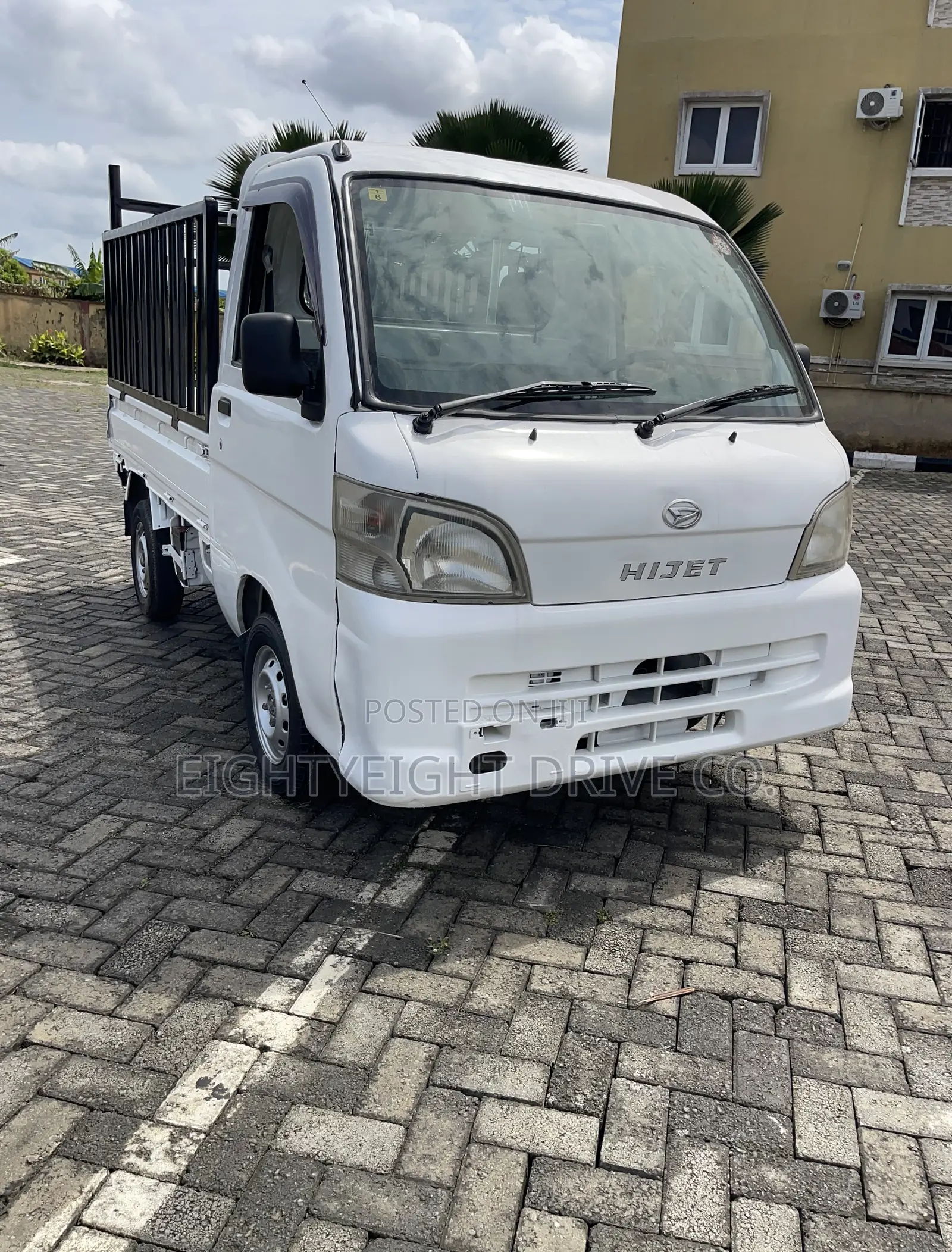 Daihatsu Hijet 2012 White