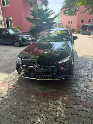 Mercedes-Benz E350 2023 Black