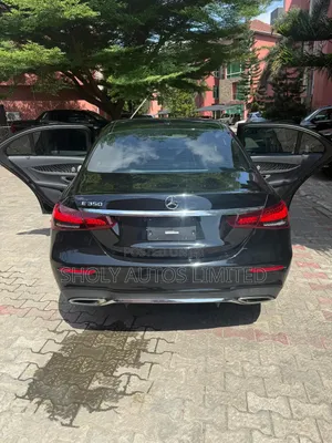 Mercedes-Benz E350 2023 Black