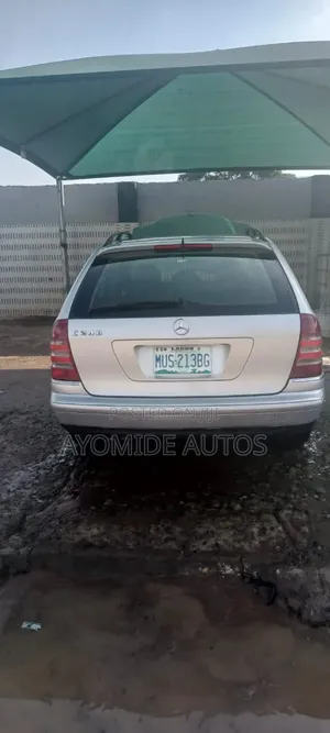 Mercedes-Benz C240 2005 Silver
