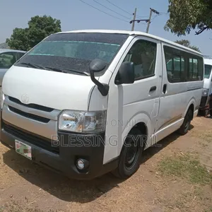 Toyota HiAce 2012 White