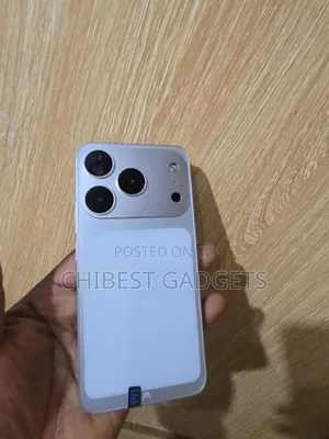 Vivo iQOO 256 GB White