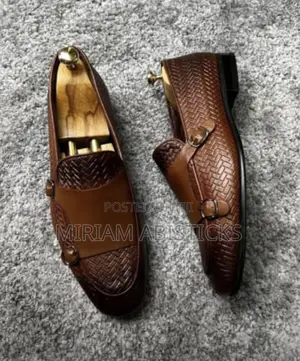 Unisex Handmade Footwears.