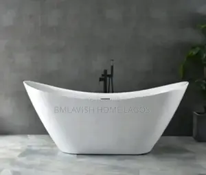 White Acrylic Bathtub