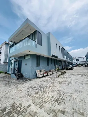 4bdrm Duplex in Chevron, Lagos Island / Lagos Island for rent