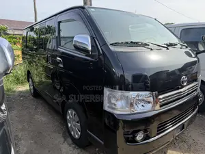Toyota HiAce 2009 Black