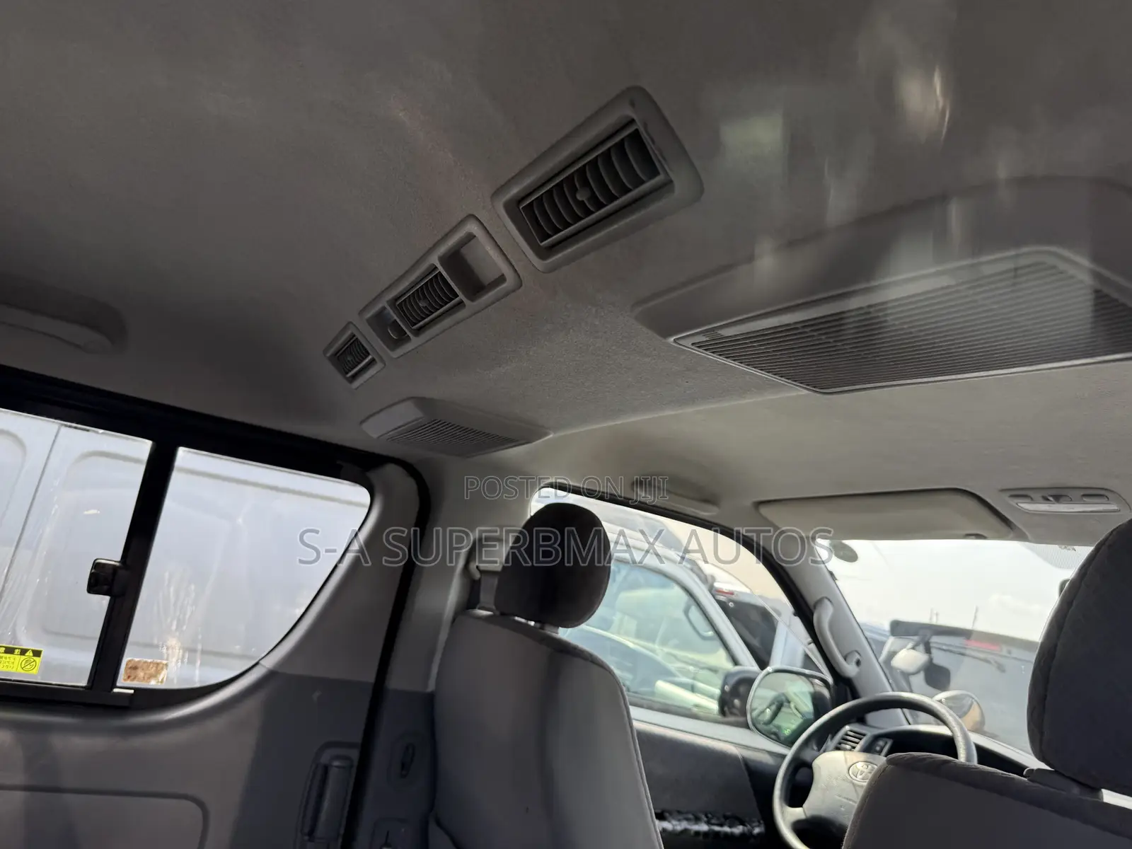 Toyota HiAce 2009 Black