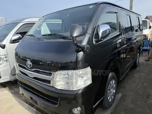Toyota HiAce 2011 Black
