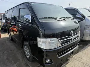Toyota HiAce 2011 Black