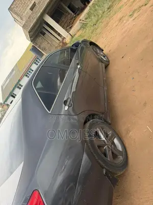 Toyota Camry SE 4dr Sedan (2.5L 4cyl 6A) 2014 Gray