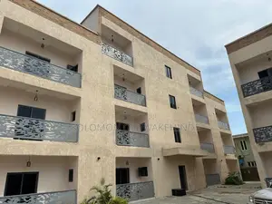 3bdrm Block of Flats in Ikeja Gra for sale